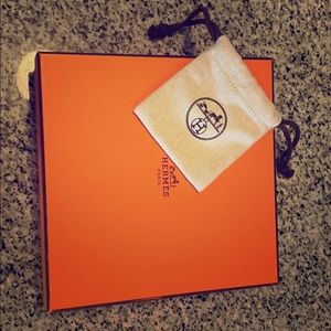 Hermès Belt Buckle & Reversible Leather Strap 32MM